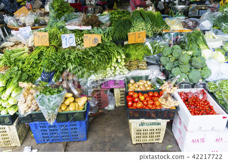 Tropical market Tropical market 42217722
