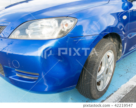 Dent of bumper 42219547