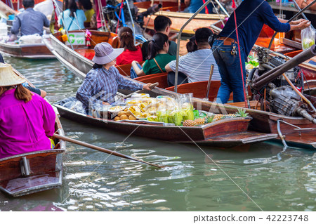Damnoen Saduak floating Damnoen Saduak floating 42223748