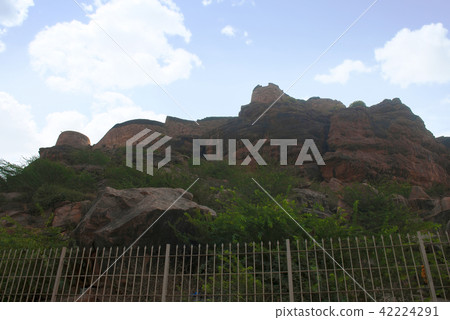 Walls of Badami fort, South, Badami, Karnataka Walls of Badami fort, South, Badami, Karnataka 42224291