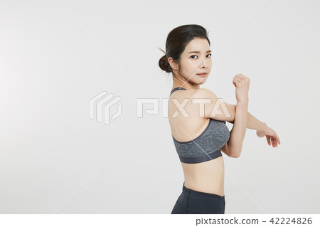Sporty woman Sporty woman 42224826