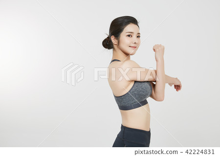 Sporty woman Sporty woman 42224831