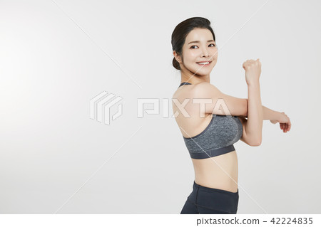 Sporty woman Sporty woman 42224835