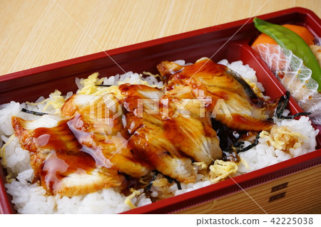 Eel box lunch 42225038