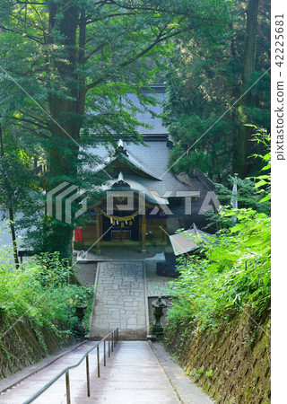 Kusabe Yoshimi Shrine 42225681