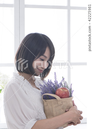 woman, lady, women 42225981