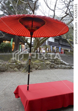 japanese design patio umbrella stand [Cypress, Cherry tree] – 和傘CASA patios and backyard lounge areas Japanese Style Umbrellas High Grade