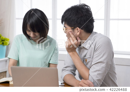 Men and women at work Men and women at work 42226488