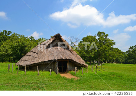 Kazusuri shell mound pit style housing 42226555