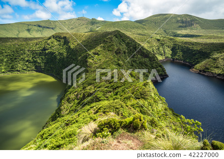 Lagoa Negra and Lagoa Comprida on the Azores Lagoa Negra and Lagoa Comprida on the Azores 42227000