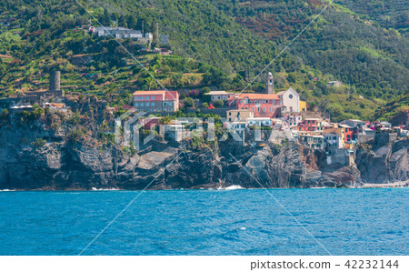 Vernazza, Cinque Terre 42232144