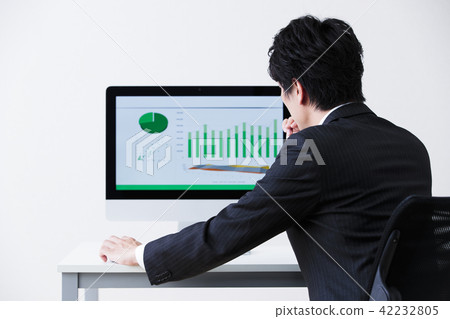 企業個人計算機辦公室商人男性圖表 42232805