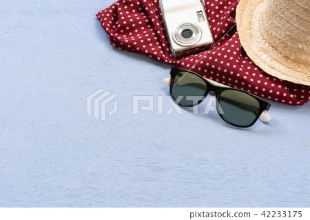 travel accessories for holiday and summer vacation 42233175