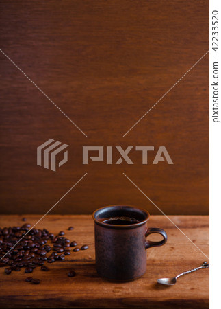 咖啡和咖啡豆 咖啡和咖啡豆 42233520