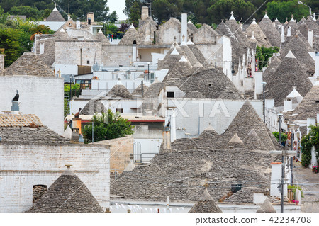 Trulli houses in Alberobello, Italy 42234708