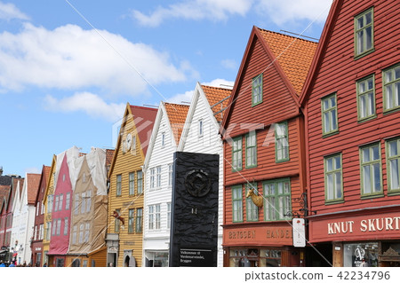 Wooden houses in the Bryggen area (7) Wooden houses in the Bryggen area (7) 42234796