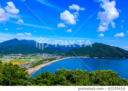 千疊敷展望台眺望千疊敷海灘的景色[長崎縣雲仙市] 42235416