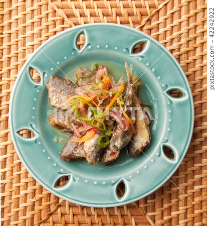 在南板醃製 在南板醃製 42242922