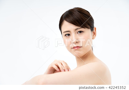 美容護膚受到影響 美容護膚受到影響 42245352