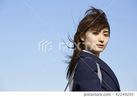 School girls going to school School girls going to school 42249205