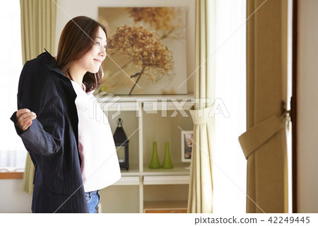 生活方式準備外出 42249445