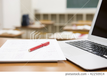 PC scoring test ICT Educational cram school learning cram school education image teacher teacher classroom school lesson PC scoring test ICT Educational cram school learning cram school education image teacher teacher classroom school lesson 42250914