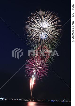Yokohama Sparkling Twilight 2018 Fireworks Star Mine Yokohama Sparkling Twilight 2018 Fireworks Star Mine 42254587