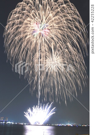 Yokohama Sparkling Twilight 2018 Fireworks Star Mine Yokohama Sparkling Twilight 2018 Fireworks Star Mine 42255228