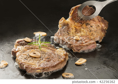 豬肉桑拿 42256162