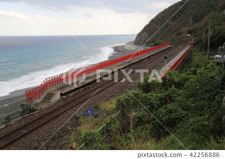 One beautiful station in Taiwan One beautiful station in Taiwan 42256886