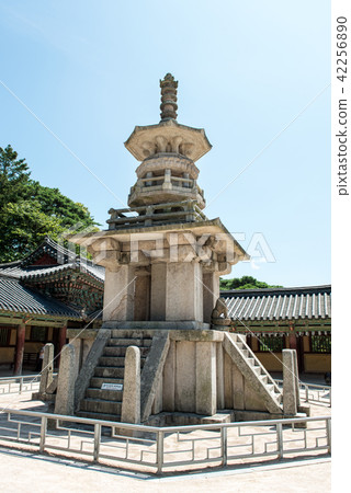 Gyeongbuk省慶州市佛國寺Dabotap（國寶20號） 42256890