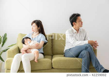Childcare / family image 42259002