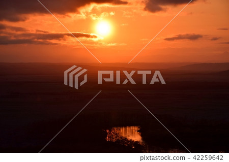 Sunset in the Kushiro Wetland Hosooka Observatory 42259642