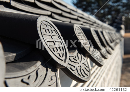 Traditional Korean architecture, stone wall, fence Traditional Korean architecture, stone wall, fence 42261182