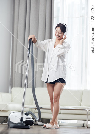 A Single Woman Life In House Cleaning Delightfully Relieves Stress A Single Woman Life In House Cleaning Delightfully Relieves Stress 42262762