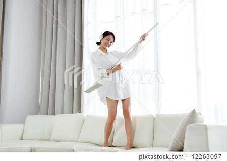 Single Woman Life In House. Cleaning is fun. Relieve stress 42263097