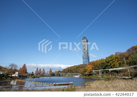 Higashiyama Sky Tower in the late autumn Higashiyama Sky Tower in the late autumn 42264017