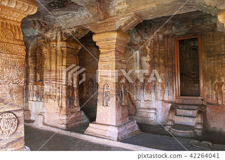 Cave 4 : Interior view.  Badami Caves, Karnataka 42264041