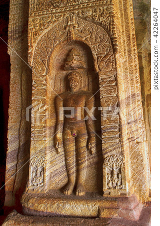 Cave 4 : Jaina Tirthankara images, Badami caves 42264047