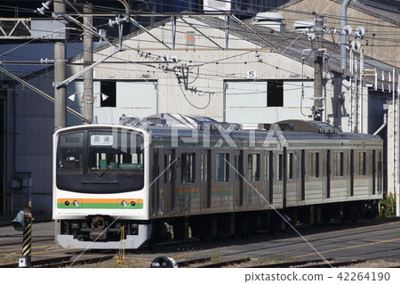 在大宮綜合車輛中心檢查的東北幹線205系列 42264190
