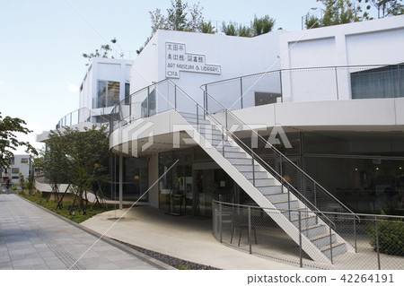 Ota City Art Museum 42264191