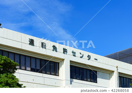 Driver's license center 42268058