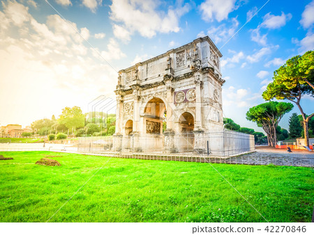 Colosseum and Arch of Constantine, Rome, Italy 42270846