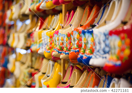 klomp in the shop 42271181