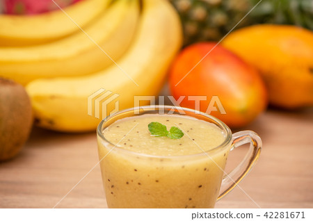 Taiwan Summer Hot Water Bottle Tropical Fruit Juice Tropical fruit juice Taiwan Summer Hot Water Bottle Tropical Fruit Juice Tropical fruit juice 42281671