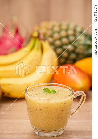 台灣夏季熱水袋熱帶果汁熱帶果汁 42281675