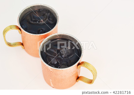 Cooled iced coffee for the queen Cooled iced coffee for the queen 42281716