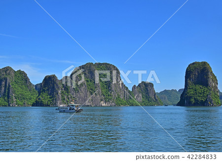 Vietnam, Halong Bay Vietnam, Halong Bay 42284833