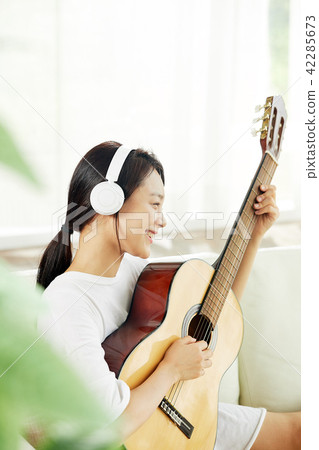 單身歌手的日常愛好 42285673