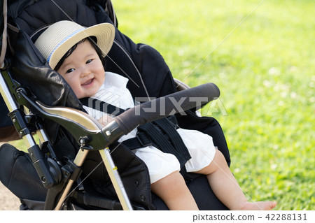 Baby walking summer 42288131